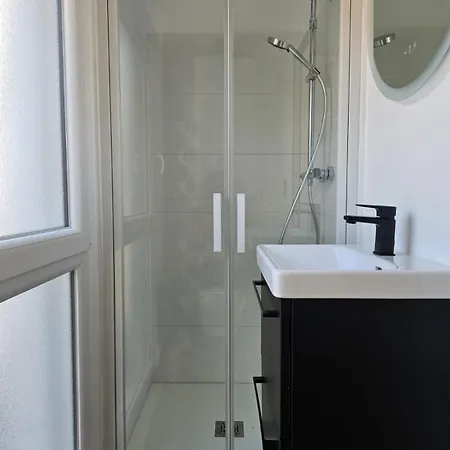 Holiday home Petite Maisonette Tout Confort La Rochelle (Charente-Maritime)