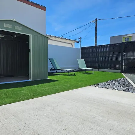 Petite Maisonette Tout Confort *